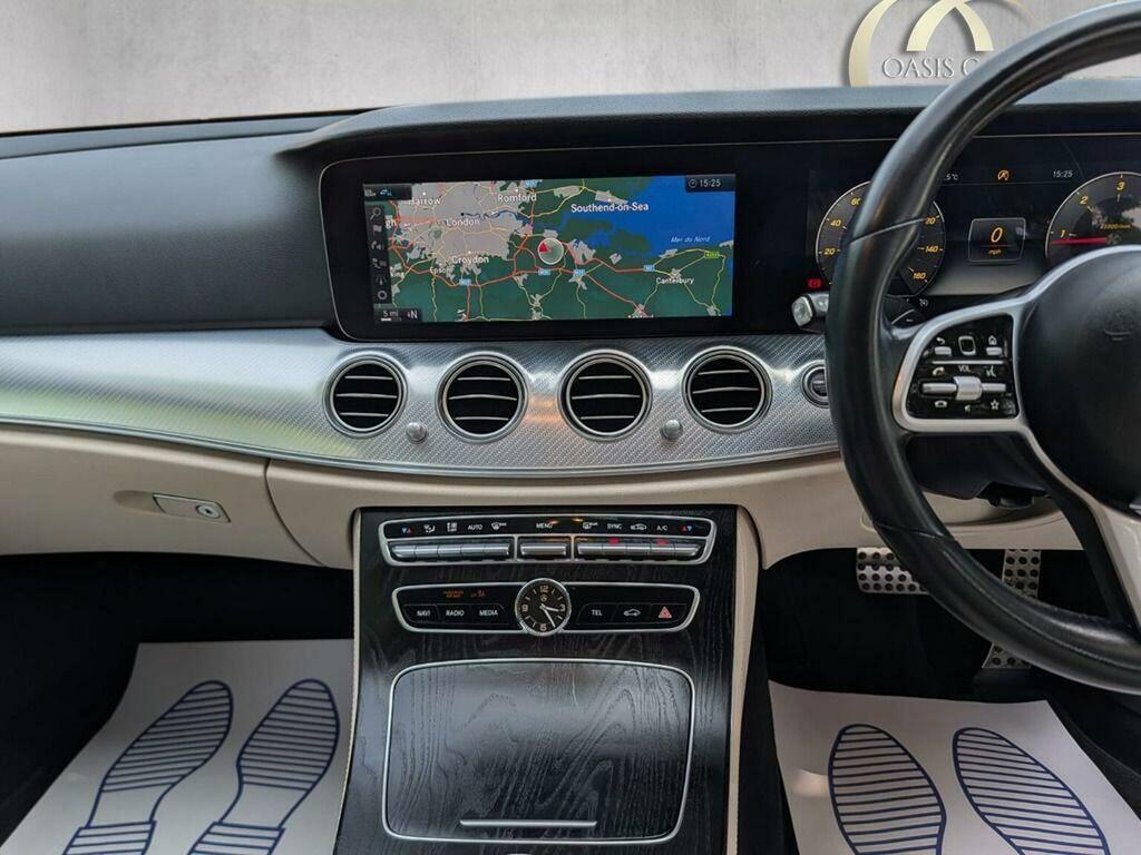 Mercedes-Benz E Class E220d Amg Line Premium Plus 9G-tronic Black #7