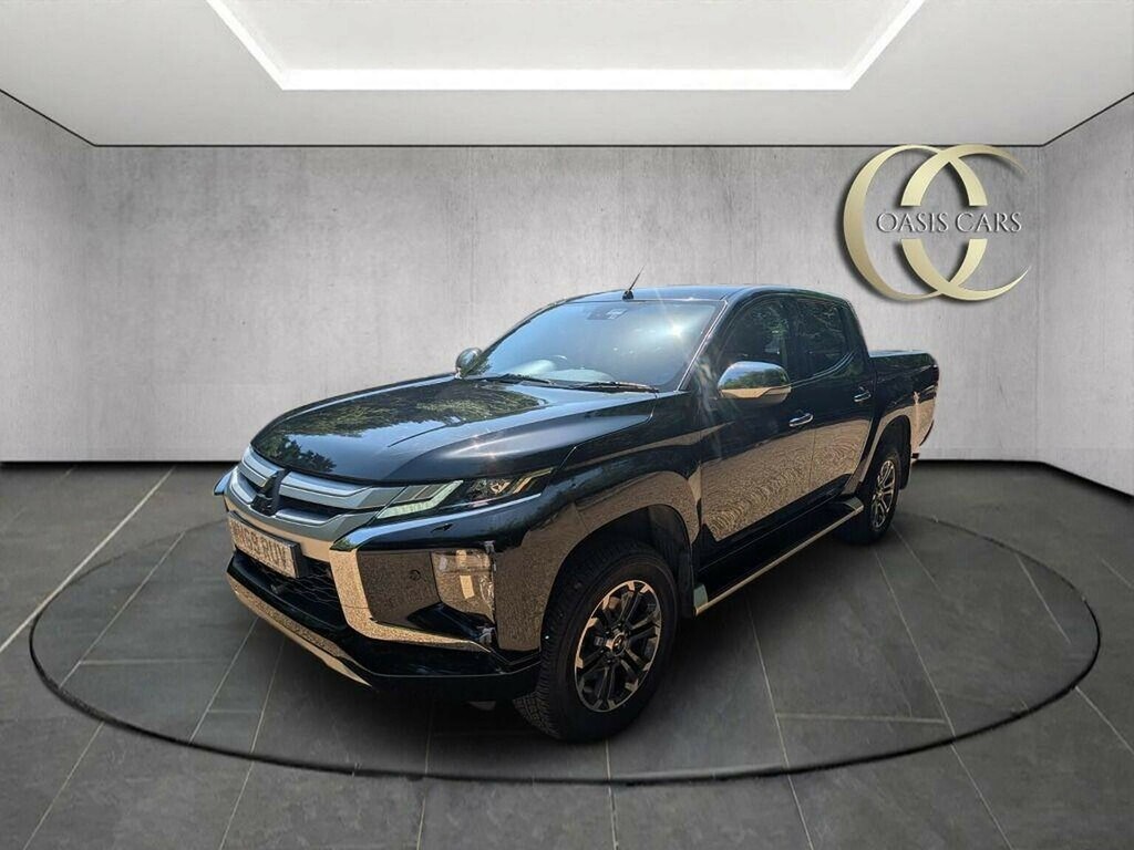 Mitsubishi L200 2.2 Di-d Dc Barbarian X 4Wd Euro 6 Ss Black #3