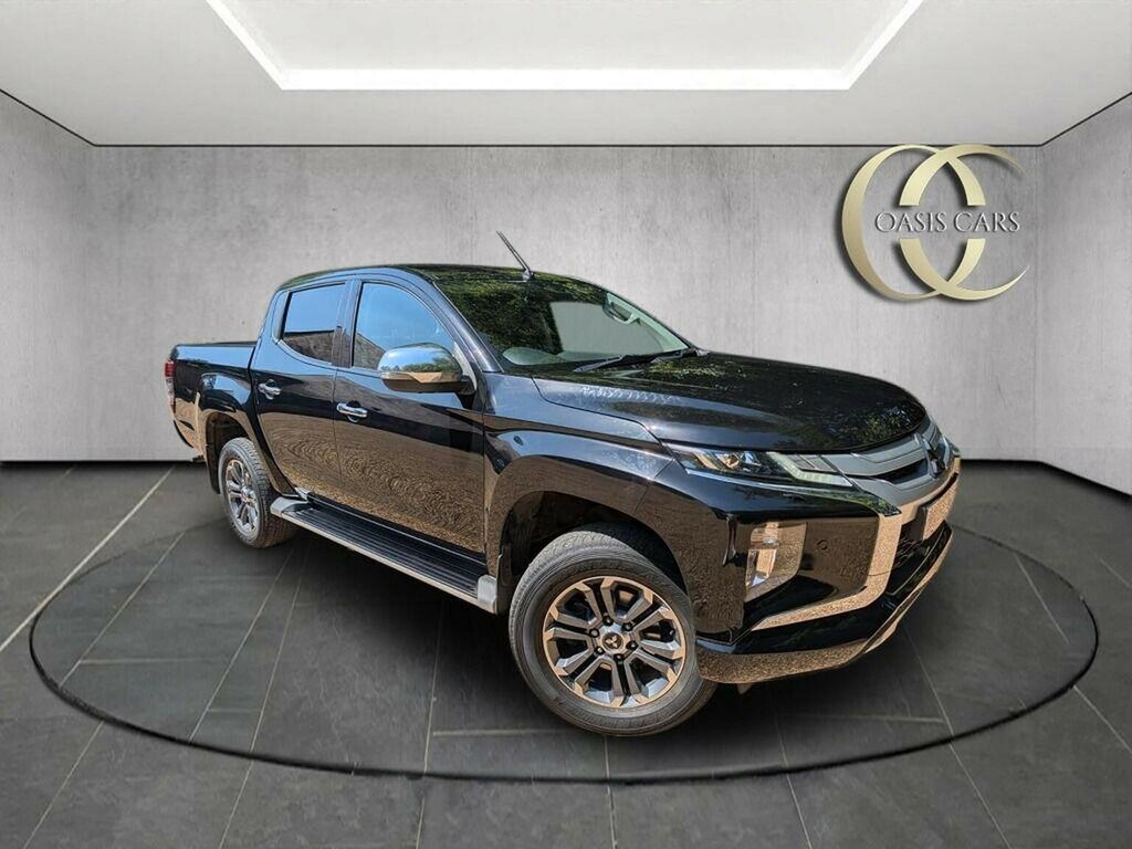 Mitsubishi L200 2.2 Di-d Dc Barbarian X 4Wd Euro 6 Ss Black