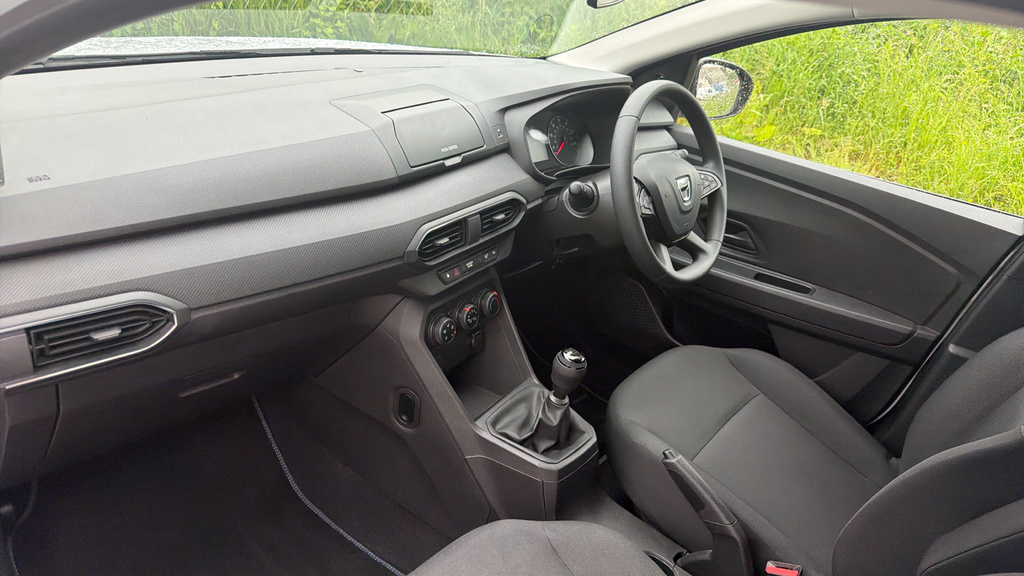 Dacia Sandero 1.0 Tce Bi-fuel Essential Hatchback Bi Fuel Ma CA72YGL White #6