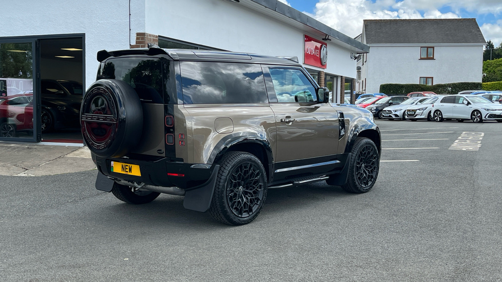 Land Rover Defender 90 Pickup Green #12