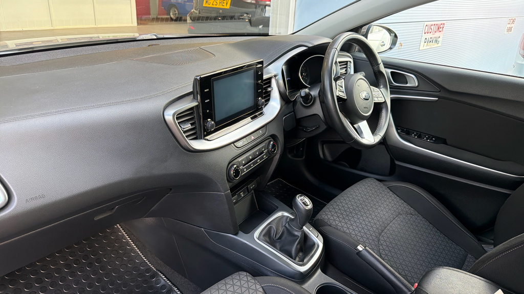 Kia Ceed 1.6 Crdi Eco 2 Hatchback Euro 6 Brown #6