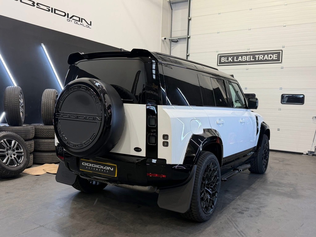 Land Rover Defender 110 Obsidian 110 D250 Hard Top S White #4