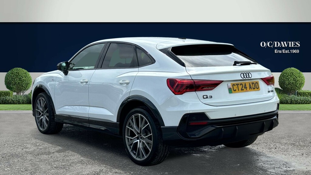 Audi Q3 1.5 Tfsi Cod 35 Black Edition Sportback CT24ADO White #3