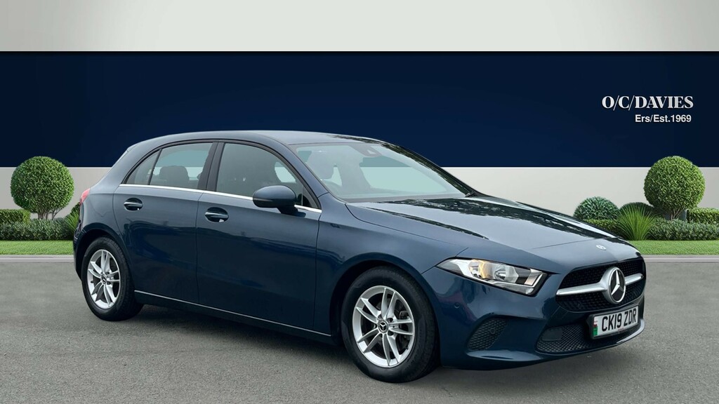 Mercedes-Benz A Class 1.5 A180d Se Executive Hatchback 7G-d Blue