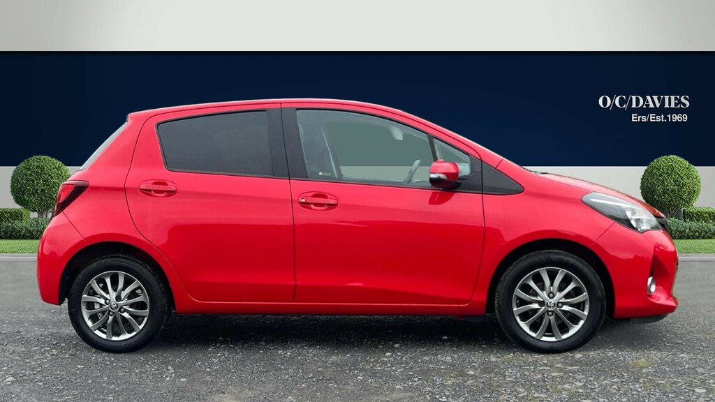 Toyota Yaris 1.33 Dual Vvt-i Icon Hatchback E Red #2