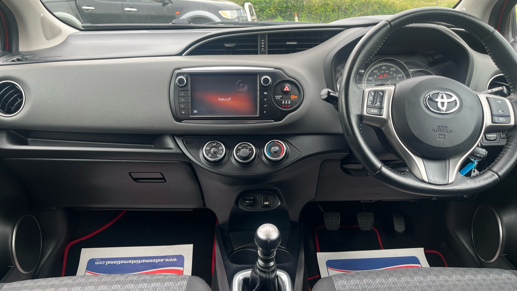 Toyota Yaris 1.33 Dual Vvt-i Icon Hatchback E Red #5