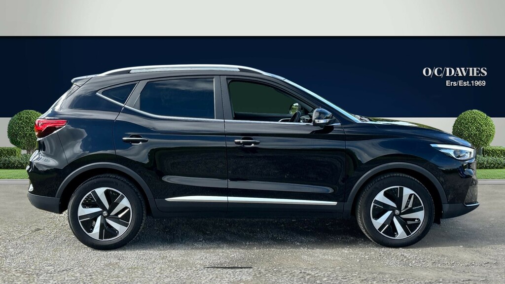 MG ZS 72.6Kwh Trophy Connect Long Range Suv Black #2