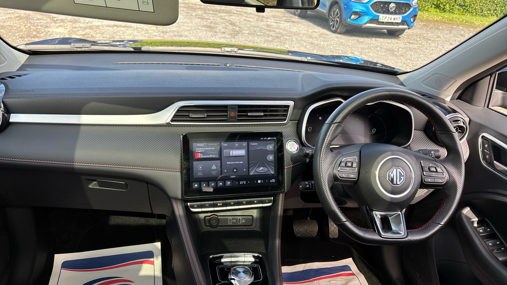 MG ZS 72.6Kwh Trophy Connect Long Range Suv Black #5