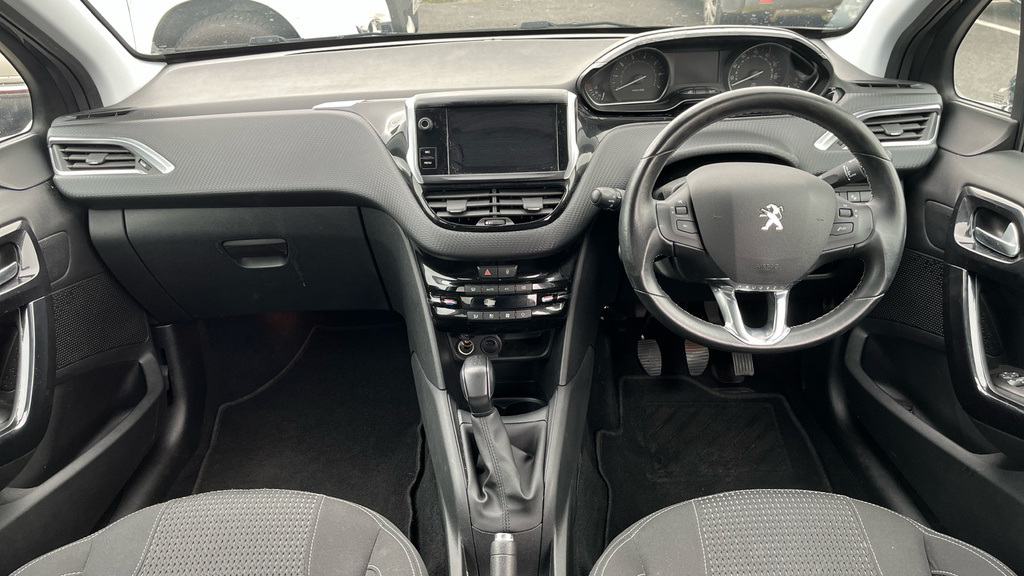Peugeot 208 1.2 Puretech Tech Edition Hatchback Man CP19ZHO Grey #5