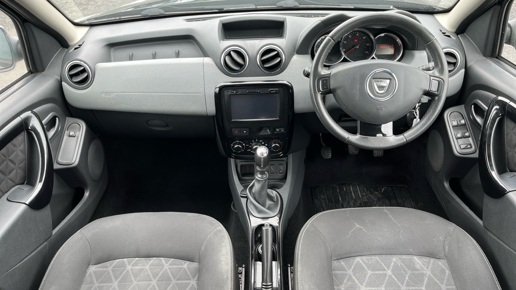 Dacia Duster 1.5 Dci Laureate Suv Euro 6 Ss CK65VGP Black #5