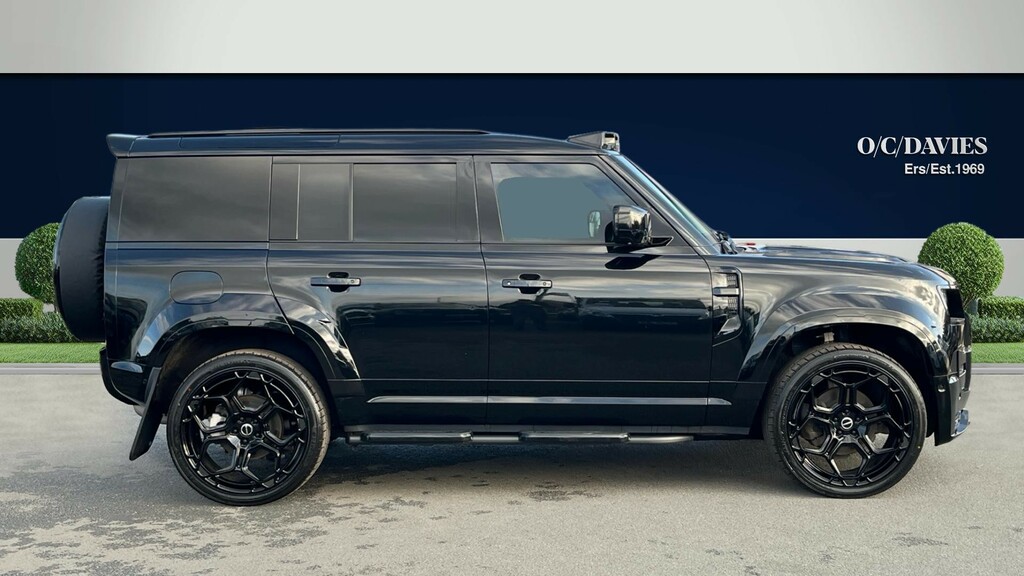 Land Rover Defender 110 Obsidian 3.0 D250 Mhev Se Hard Top Suv Black #2
