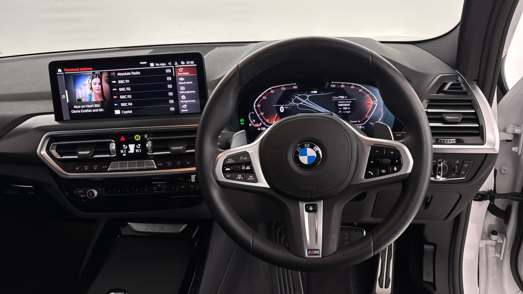 BMW X3 Xdrive20i M Sport YB74FTU White #5