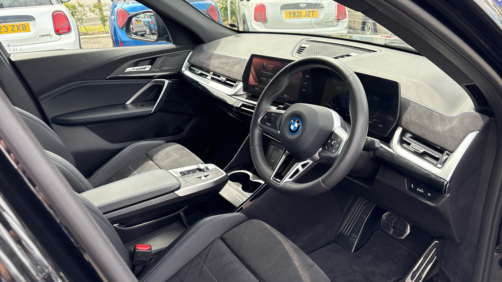 BMW iX2 Suv YF24XSL Black #6