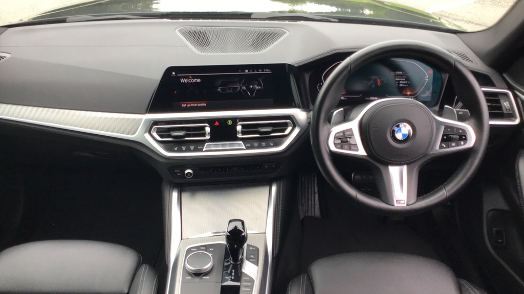 BMW 4 Series Coupe WK72XCG Black #4