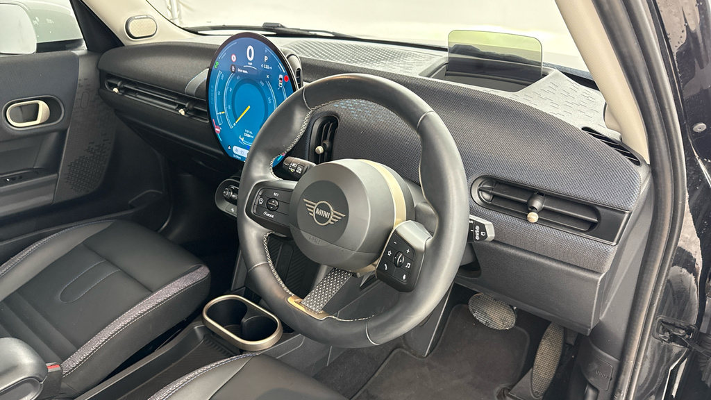 Mini Hatch Hatchback YE74OUG Black #6