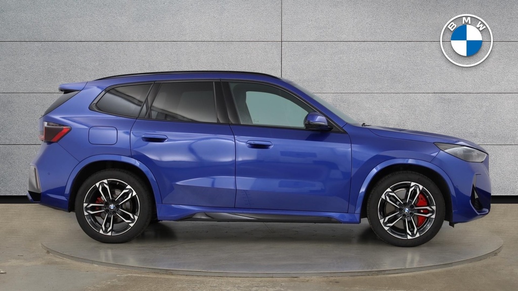 BMW iX1 Suv Blue #3