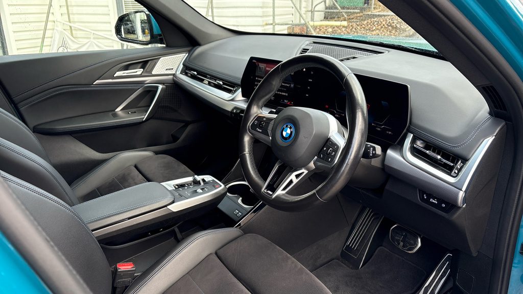 BMW iX1 Suv Blue #6