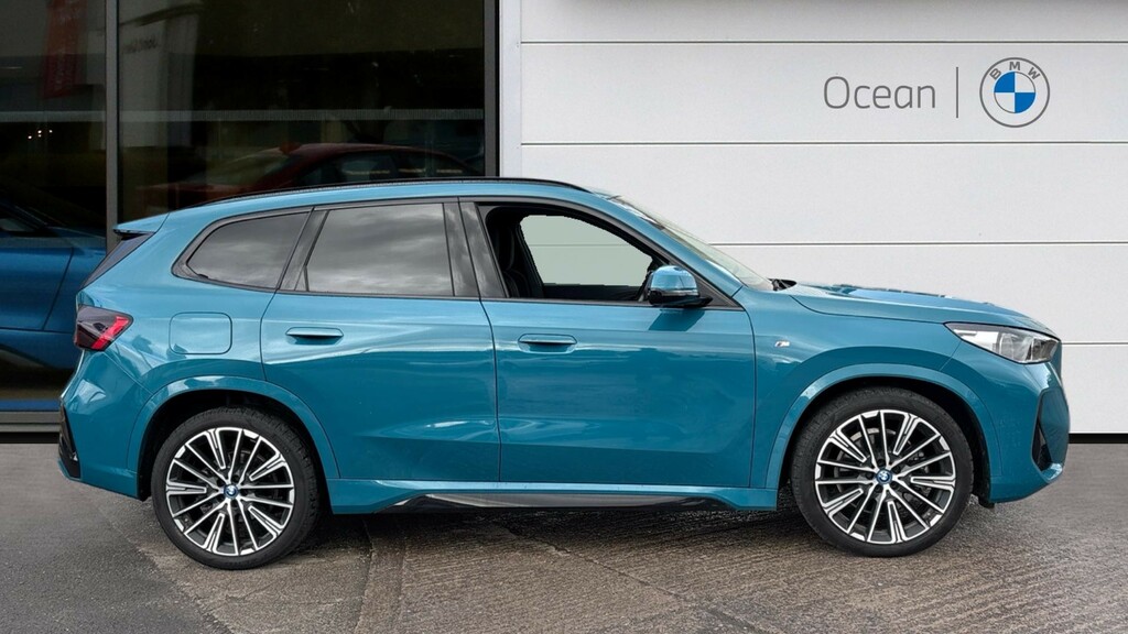 BMW iX1 Suv Blue #3
