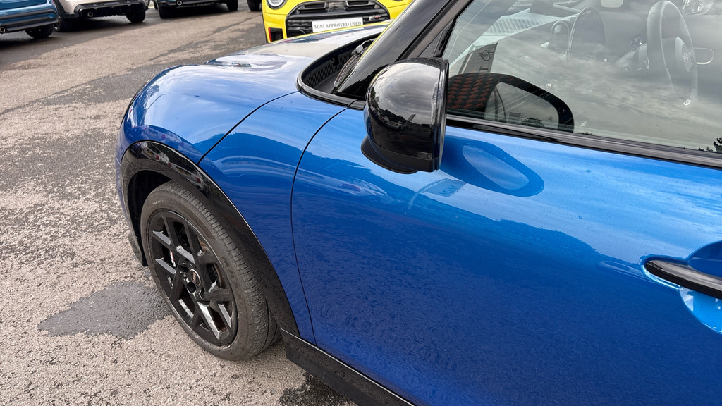 Mini Hatch 5-Door Hatch Cooper Exclusive Blue #38