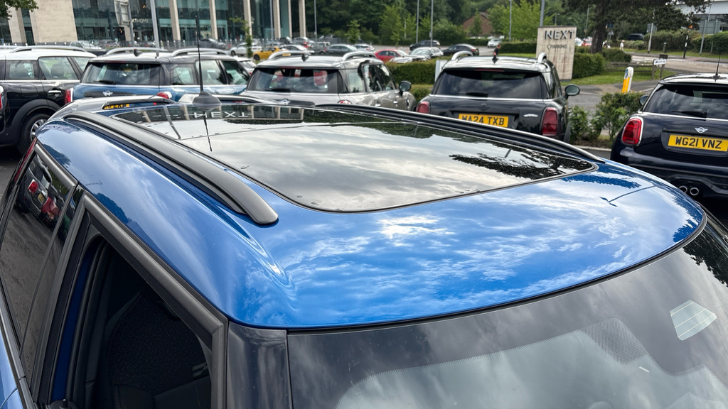 Mini Hatch 5-Door Hatch Cooper Exclusive Blue #34