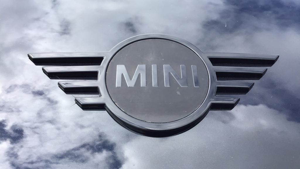Mini Hatch #40