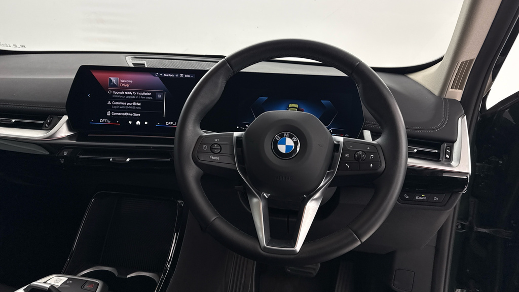 BMW X1 Suv YL25MXB Green #5
