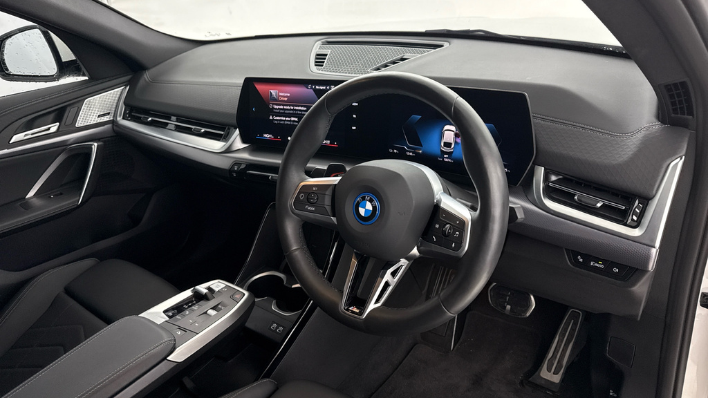 BMW iX2 Suv White #6