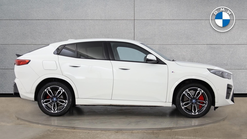 BMW iX2 Suv White #3