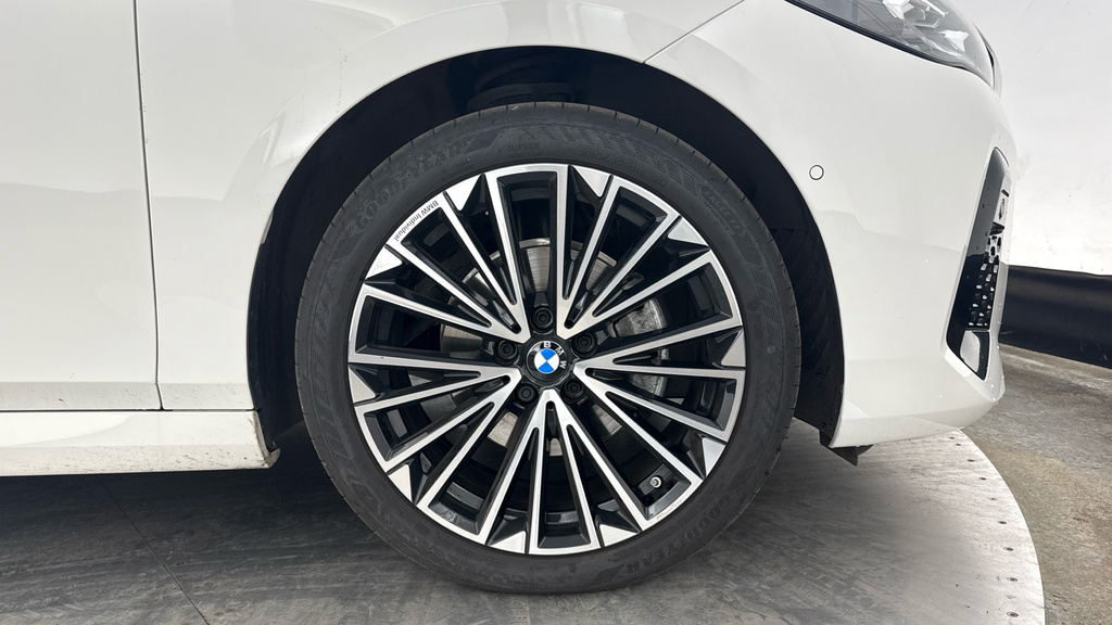 BMW 2 Series 218D Sport Nav Step #14