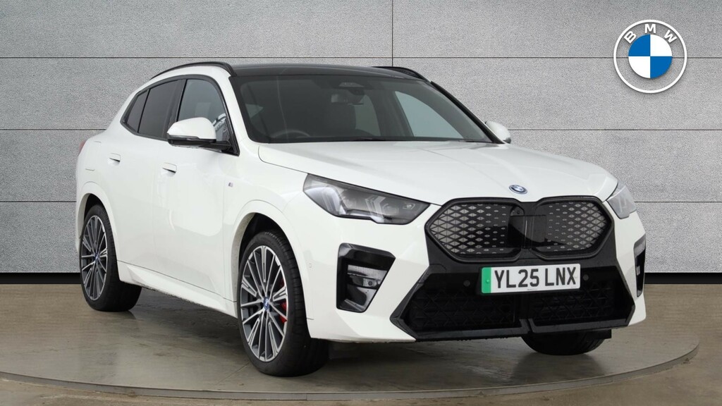 BMW iX2 Suv White