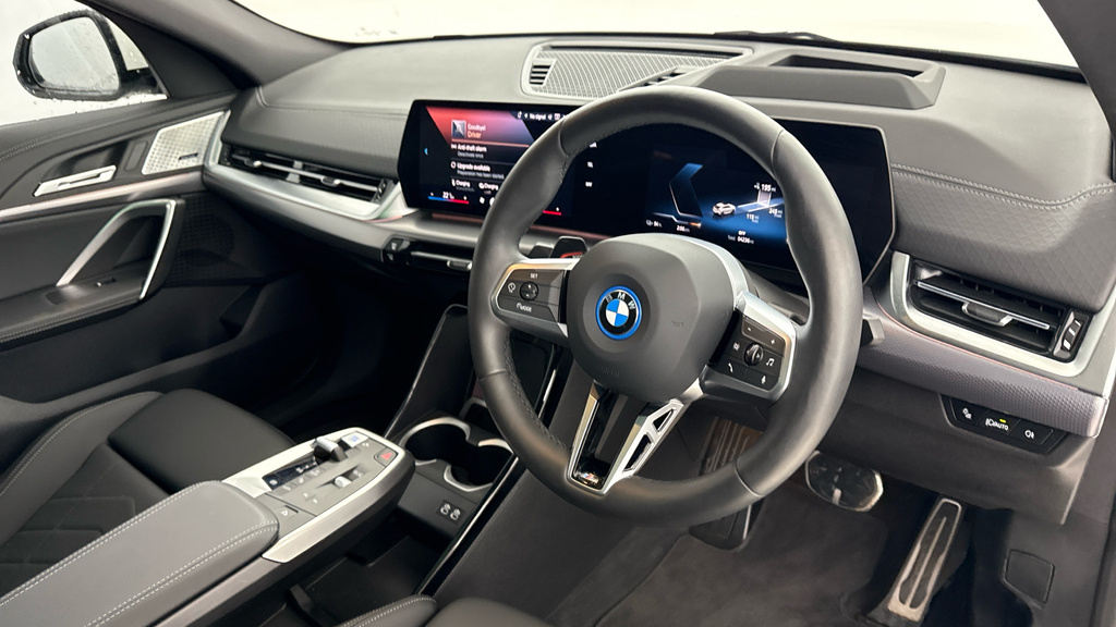 BMW iX2 Suv White #6
