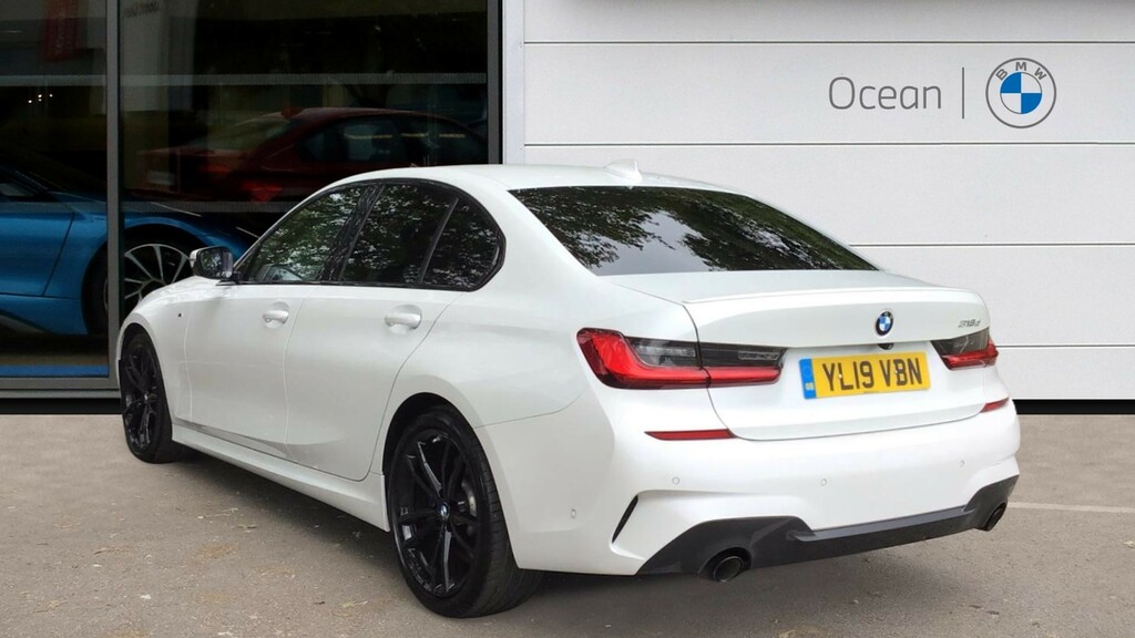 BMW 3 Series Saloon YL19VBN White #2