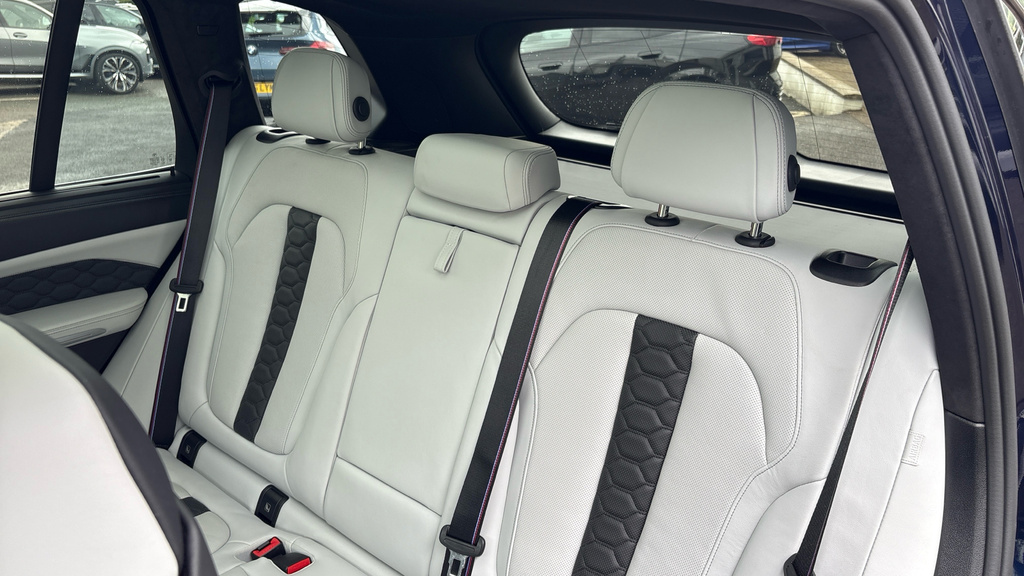 BMW X5 Xdrive40i M Sport Black #12