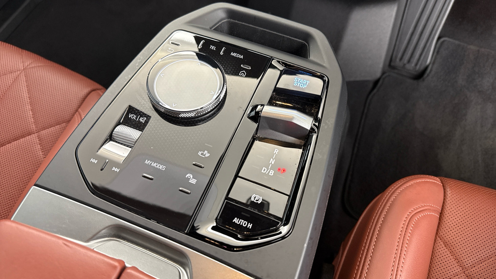 BMW iX Series I20 IX Xdrive40 M Sport Edition Grey #10