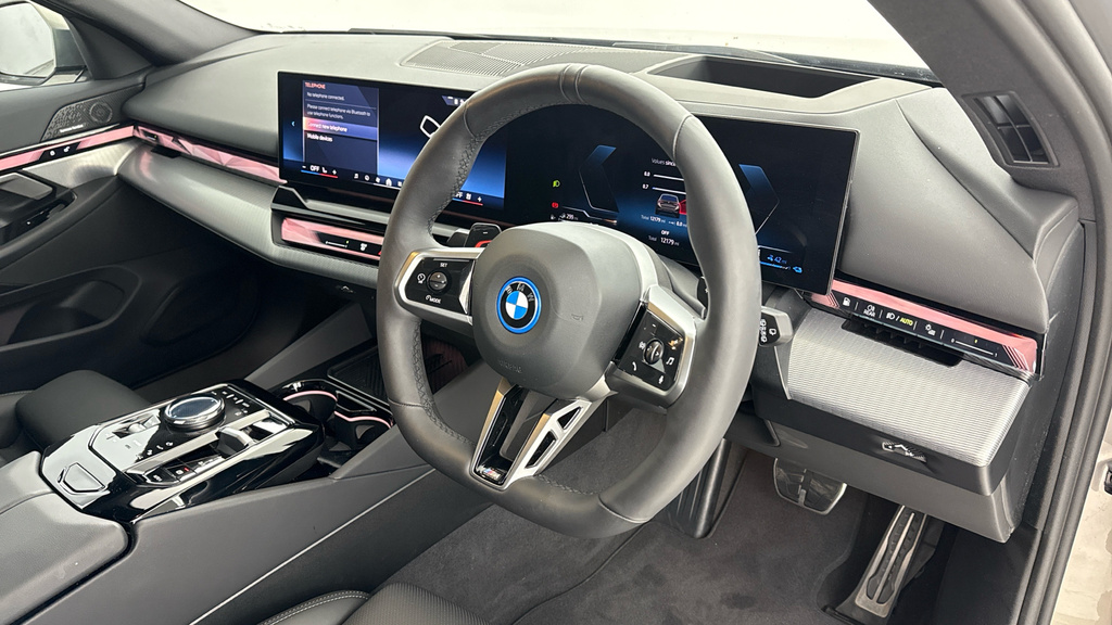 BMW 5 Series Estate Grey #6