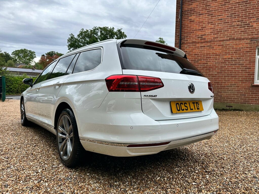 Volkswagen Passat 2.0 Tdi Gt Euro 6 Ss White #6