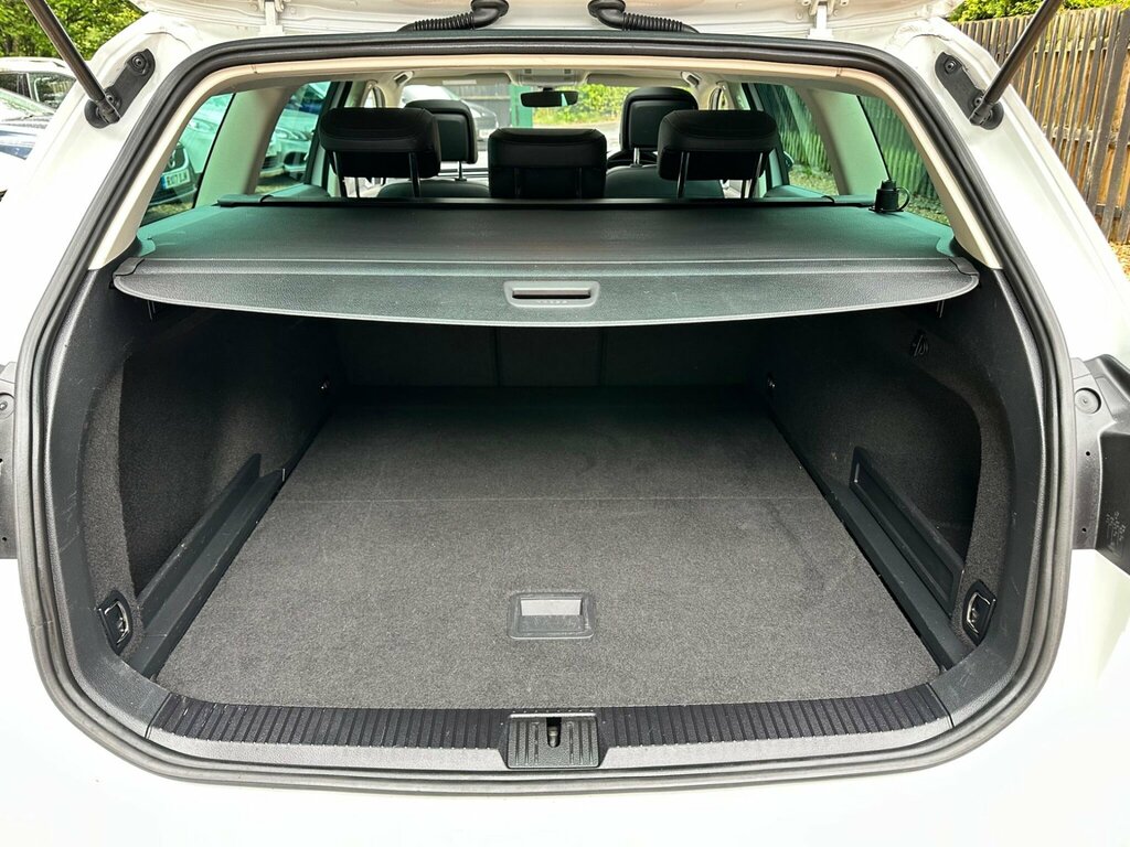 Volkswagen Passat Gt Tdi Bluemotion Technology Silver #20