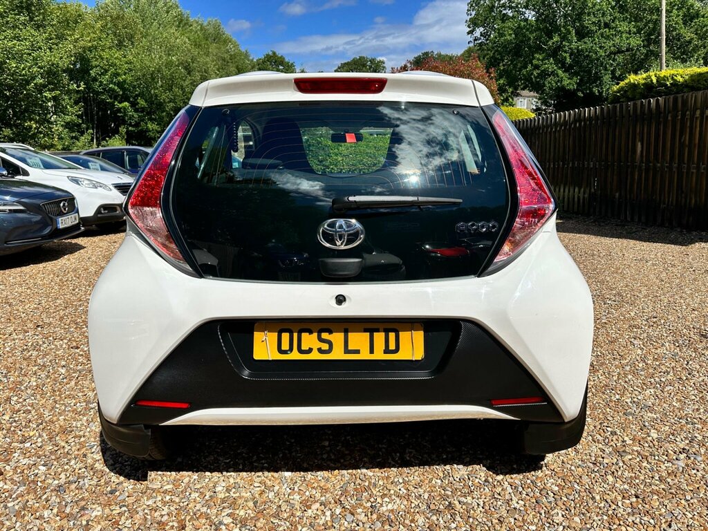 Toyota Aygo 1.0 Vvt-i X Euro 5 Euro 5 White #5