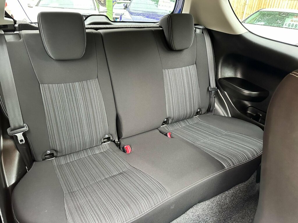 Suzuki Swift Hatchback Black #15