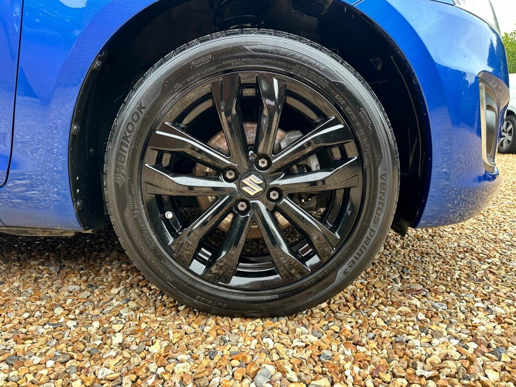 Suzuki Swift Hatchback Black #18