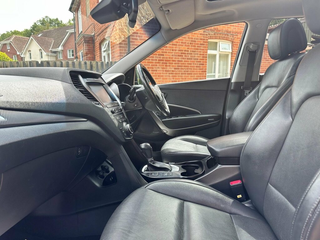 Hyundai Santa Fe  Black #16