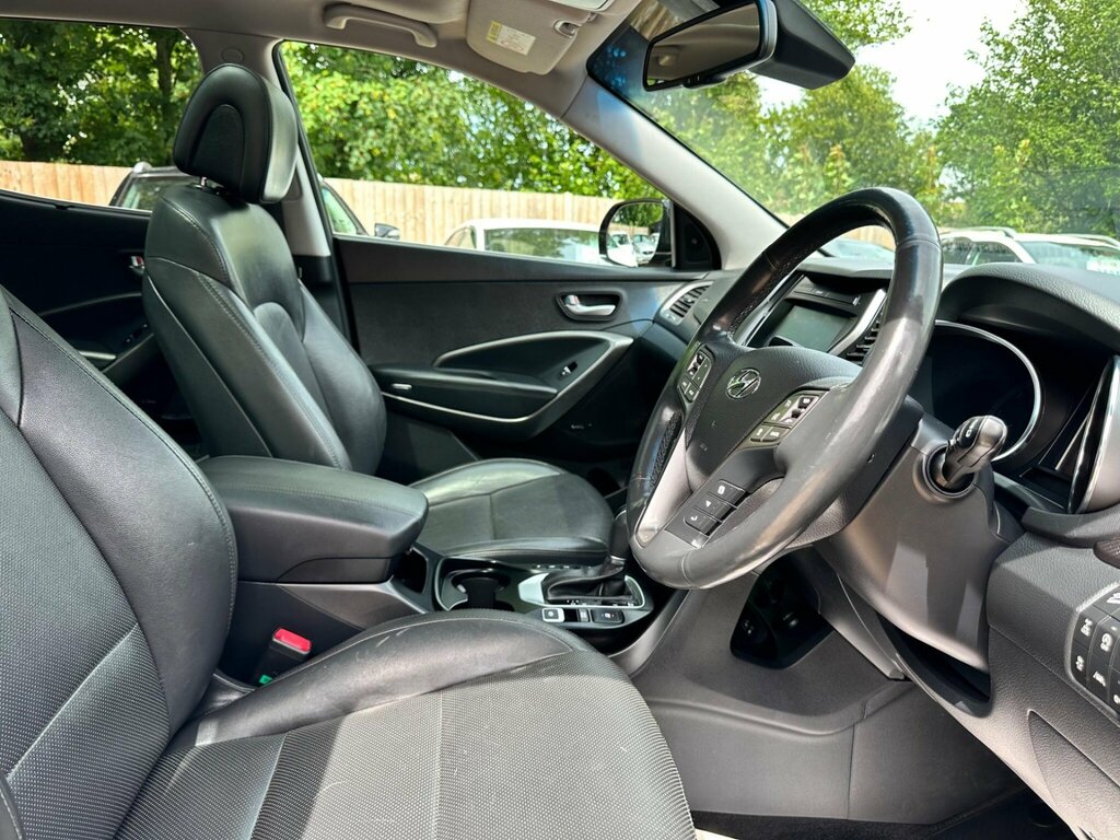 Hyundai Santa Fe  Black #9