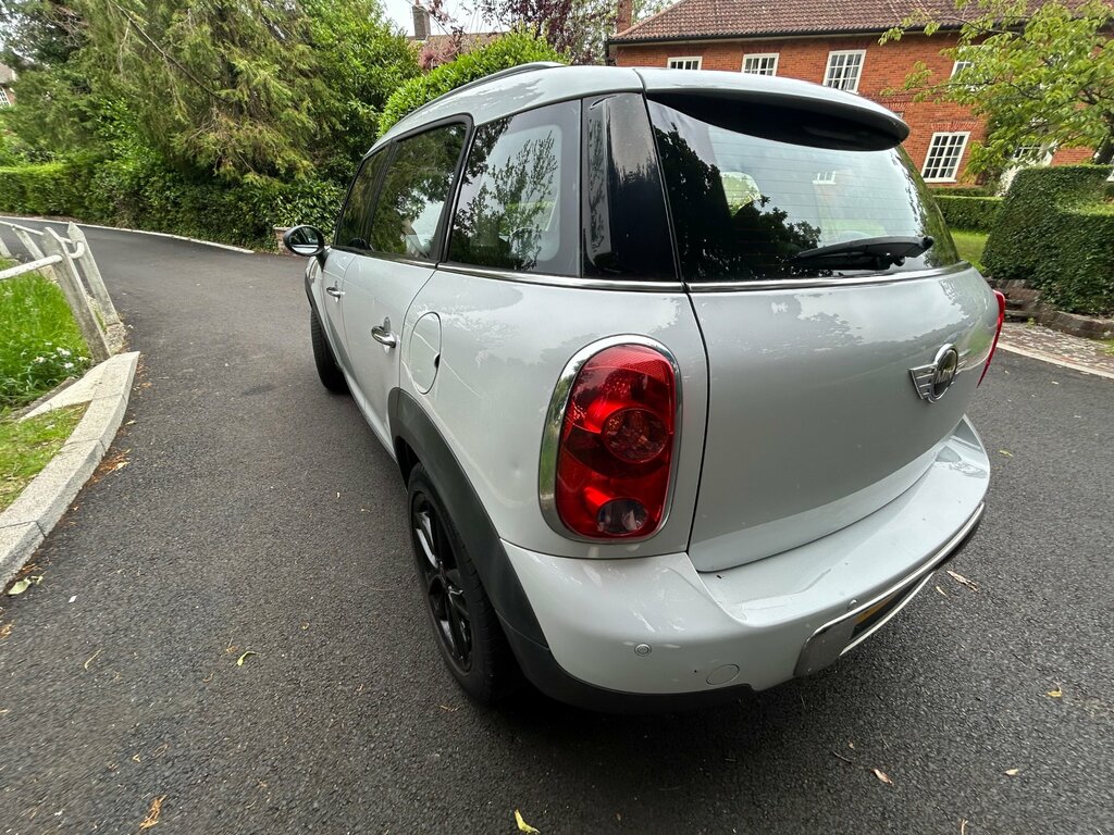 Mini Countryman 1.6 One D Suv Euro 5 Ss 90 P White #6
