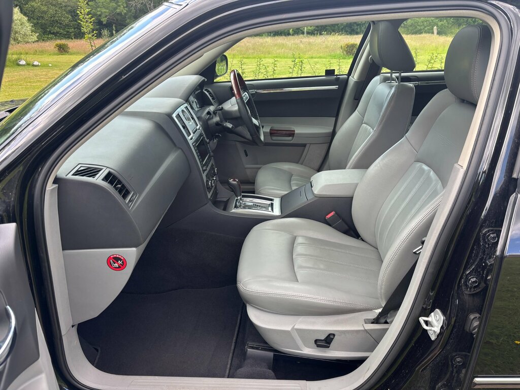 Chrysler 300C 300C Crd Silver #28