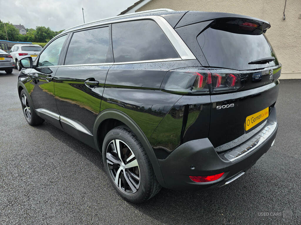 Peugeot 5008 1.5 Bluehdi Gt Black #4