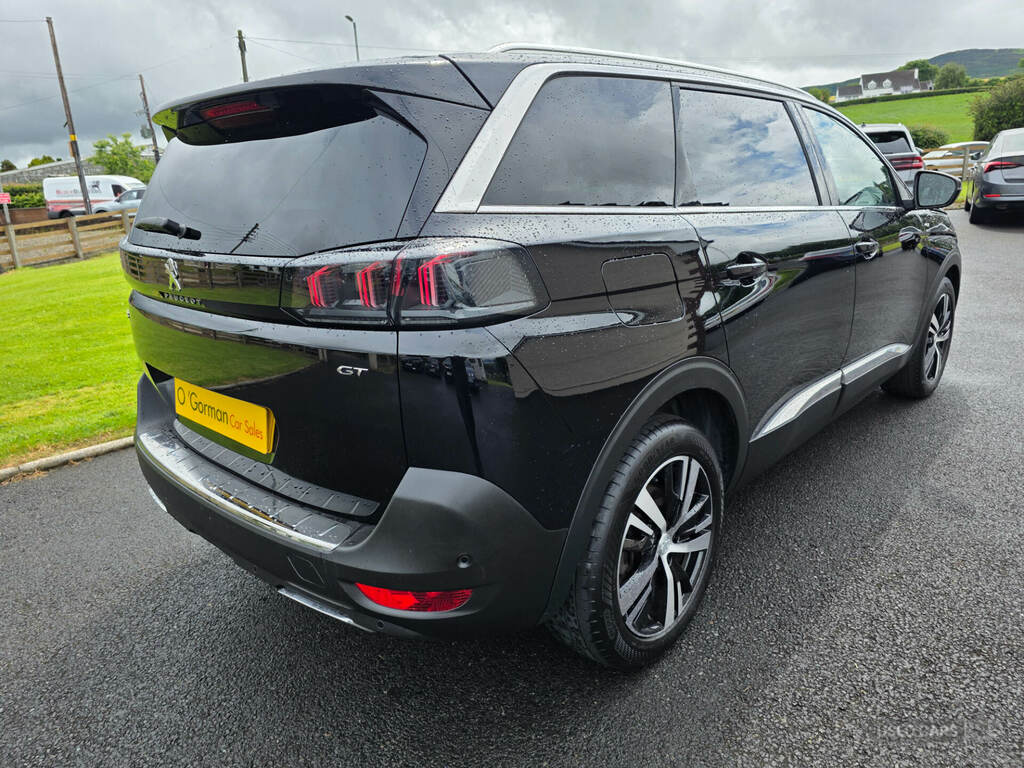 Peugeot 5008 1.5 Bluehdi Gt Black #2
