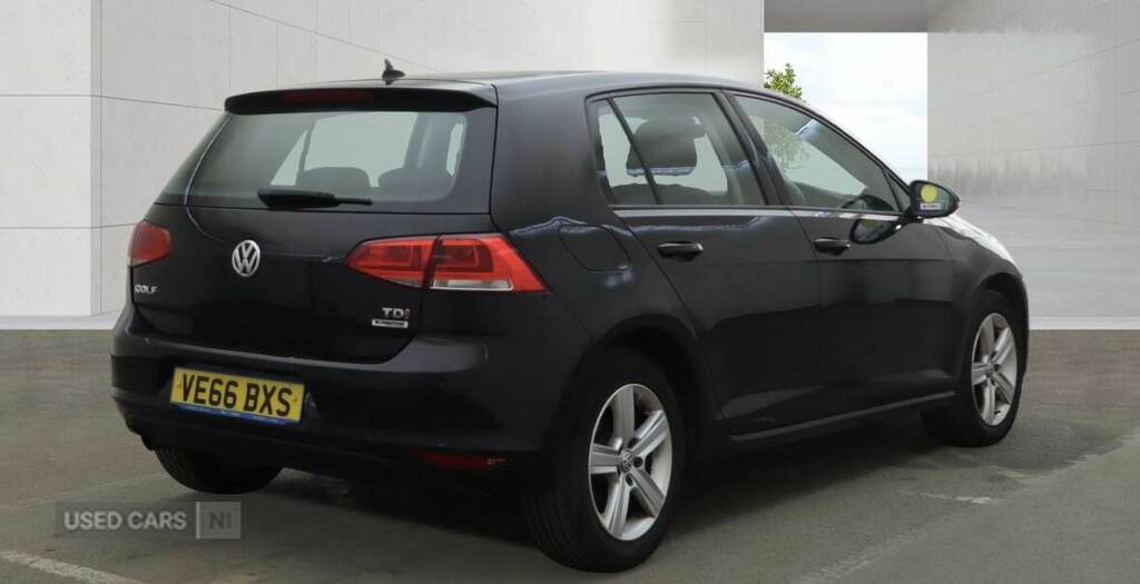 Volkswagen Golf 1.6 Tdi 110 Match Edition VE66BXS Black #4