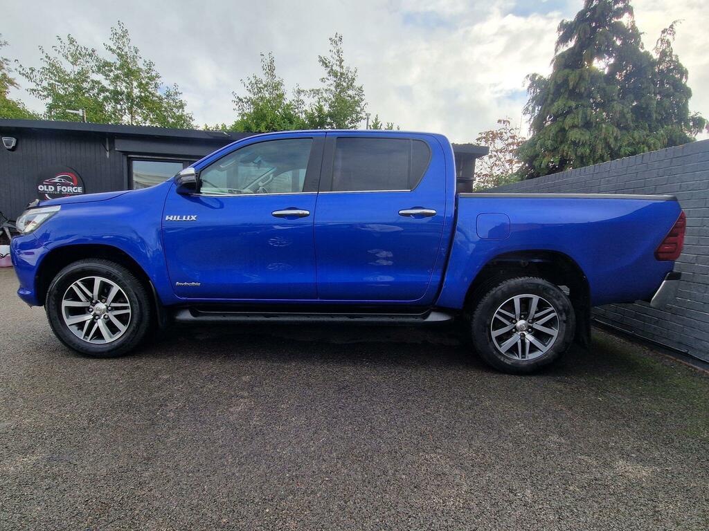 Toyota HILUX 2.4 D-4d Invincible 4Wd Euro 6 Ss Tss EG19UCL Blue #5