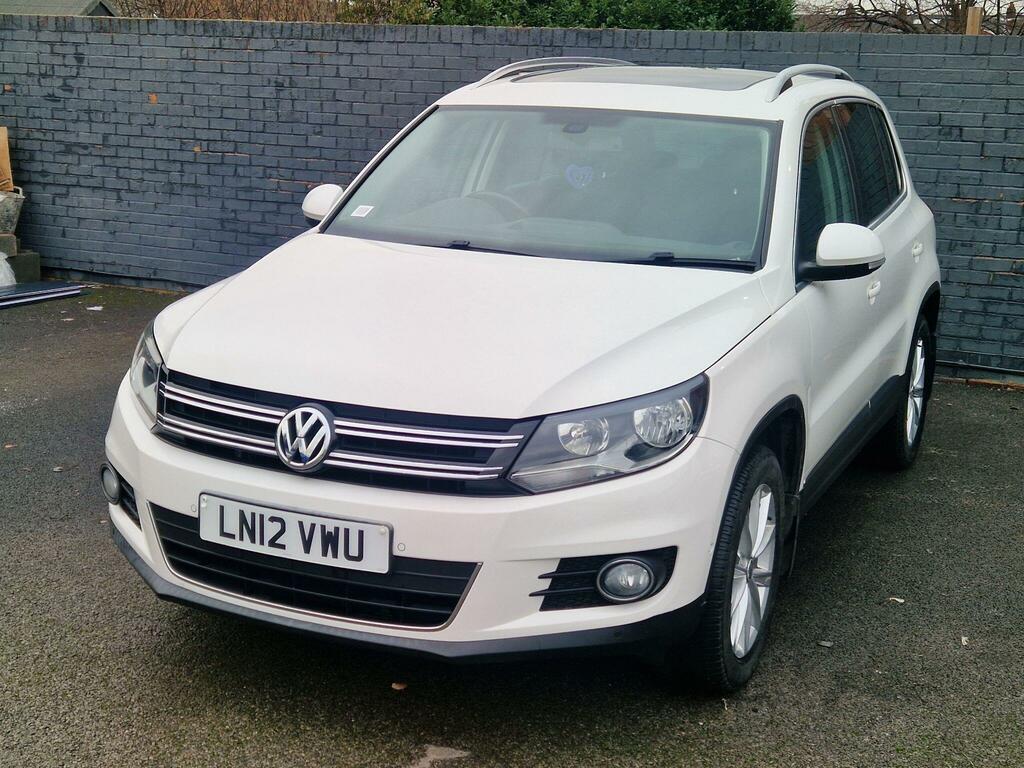 Volkswagen Tiguan 2.0 Tdi Bluemotion Tech Se Dsg 4Wd Euro 5 Ss White